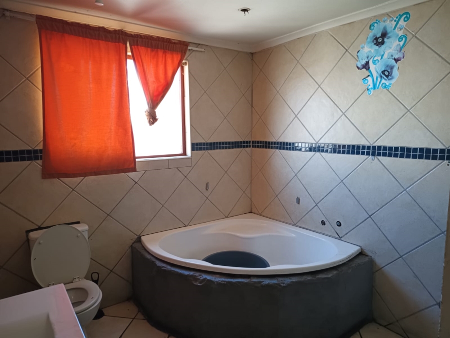 4 Bedroom Property for Sale in Dennemere Western Cape